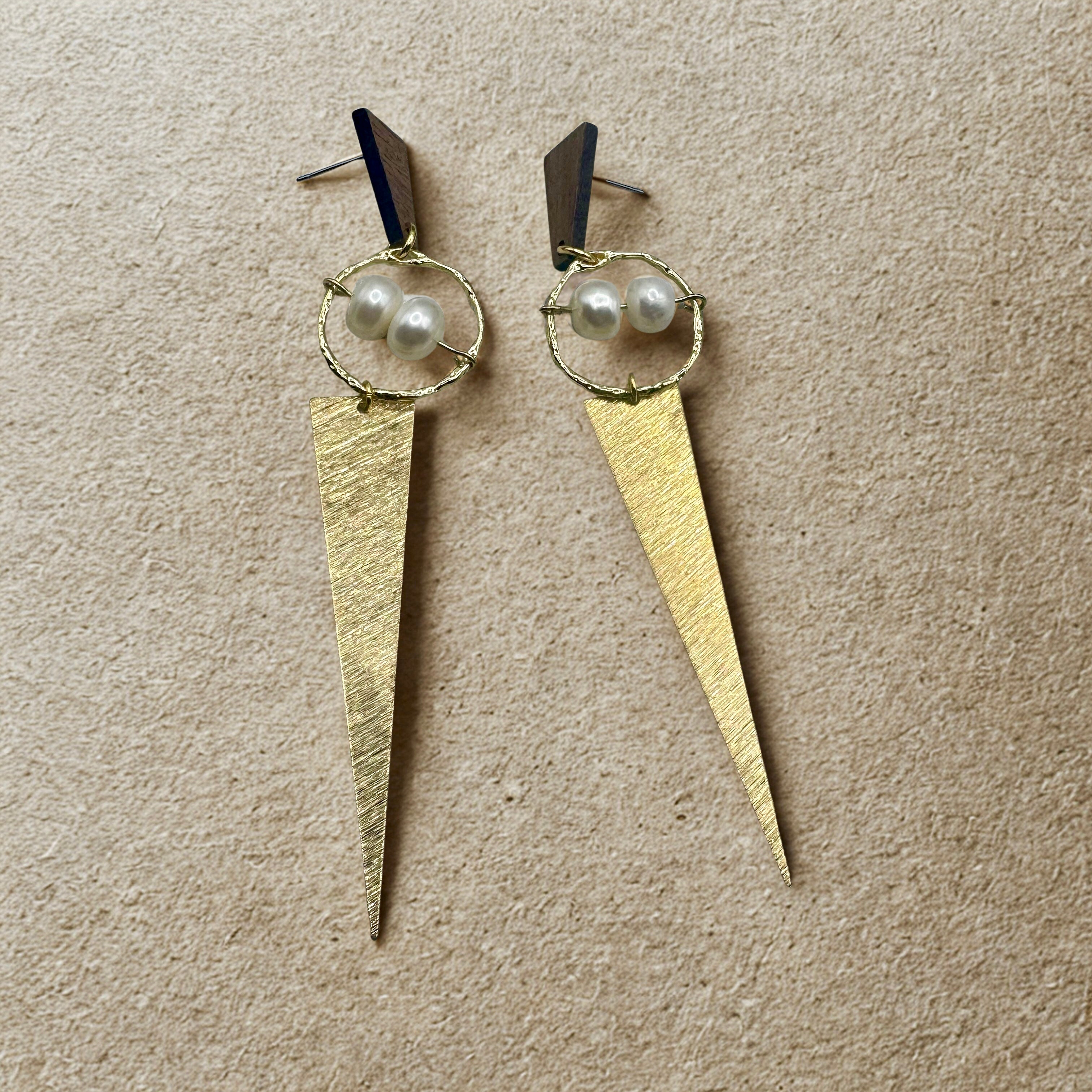 Pearl Daggers